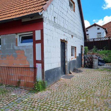 Ferienwohnung/Monteurwohnung Alte Garage Ahnatal Экстерьер фото